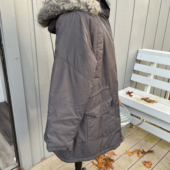 Women’s Gray Hooded Winter Parka - Picture 3 of 5